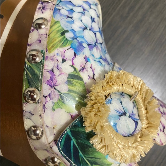 Dolce & Gabanna Multicolor Hydrangea Mules - Picture 7 of 7